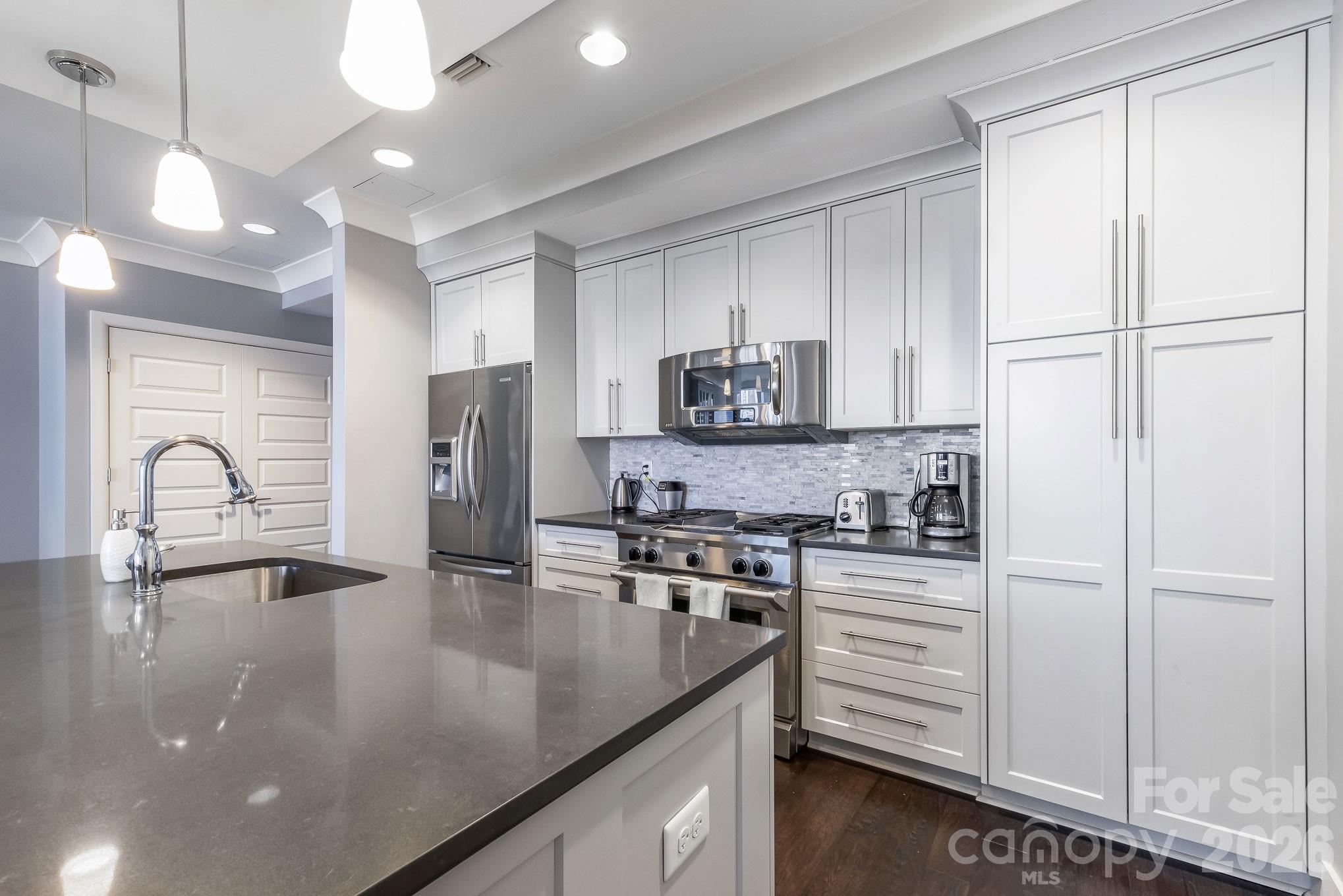 222 S Caldwell Street 2005