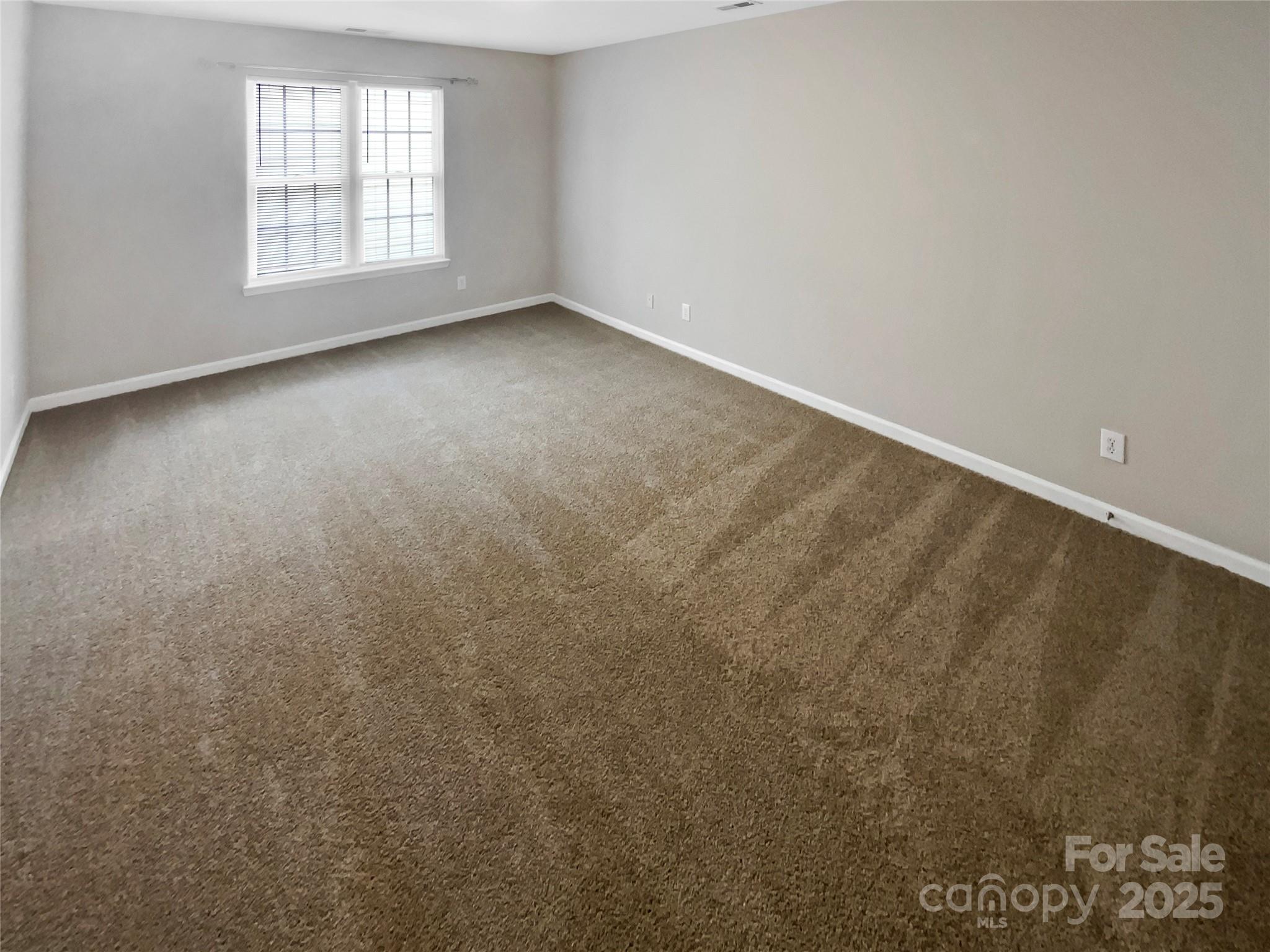 9527 Scotland Hall Court