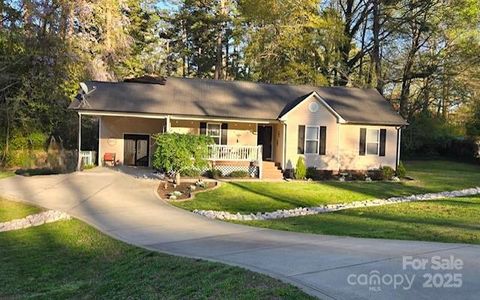 24 Doris Court Concord NC