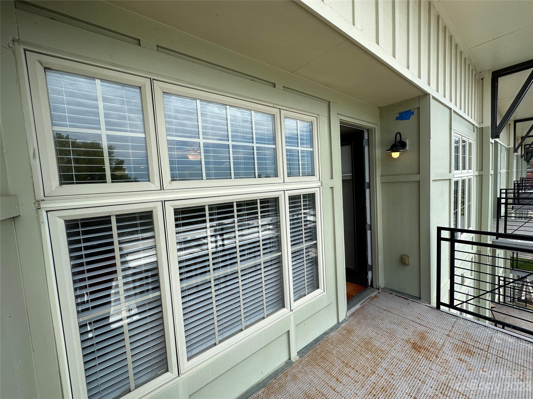 First Row Condominium - Residential Lease