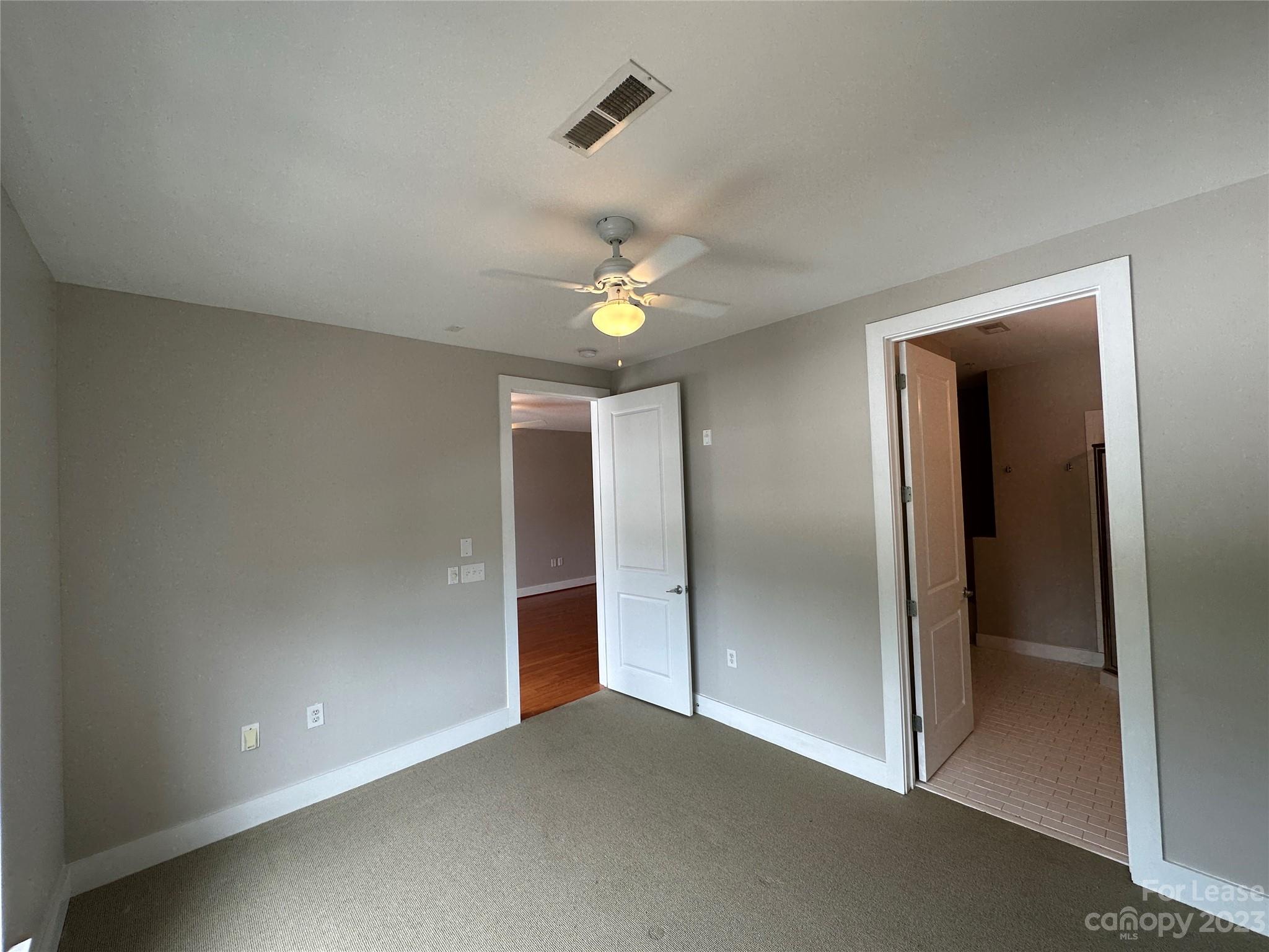 First Row Condominium - Residential Lease