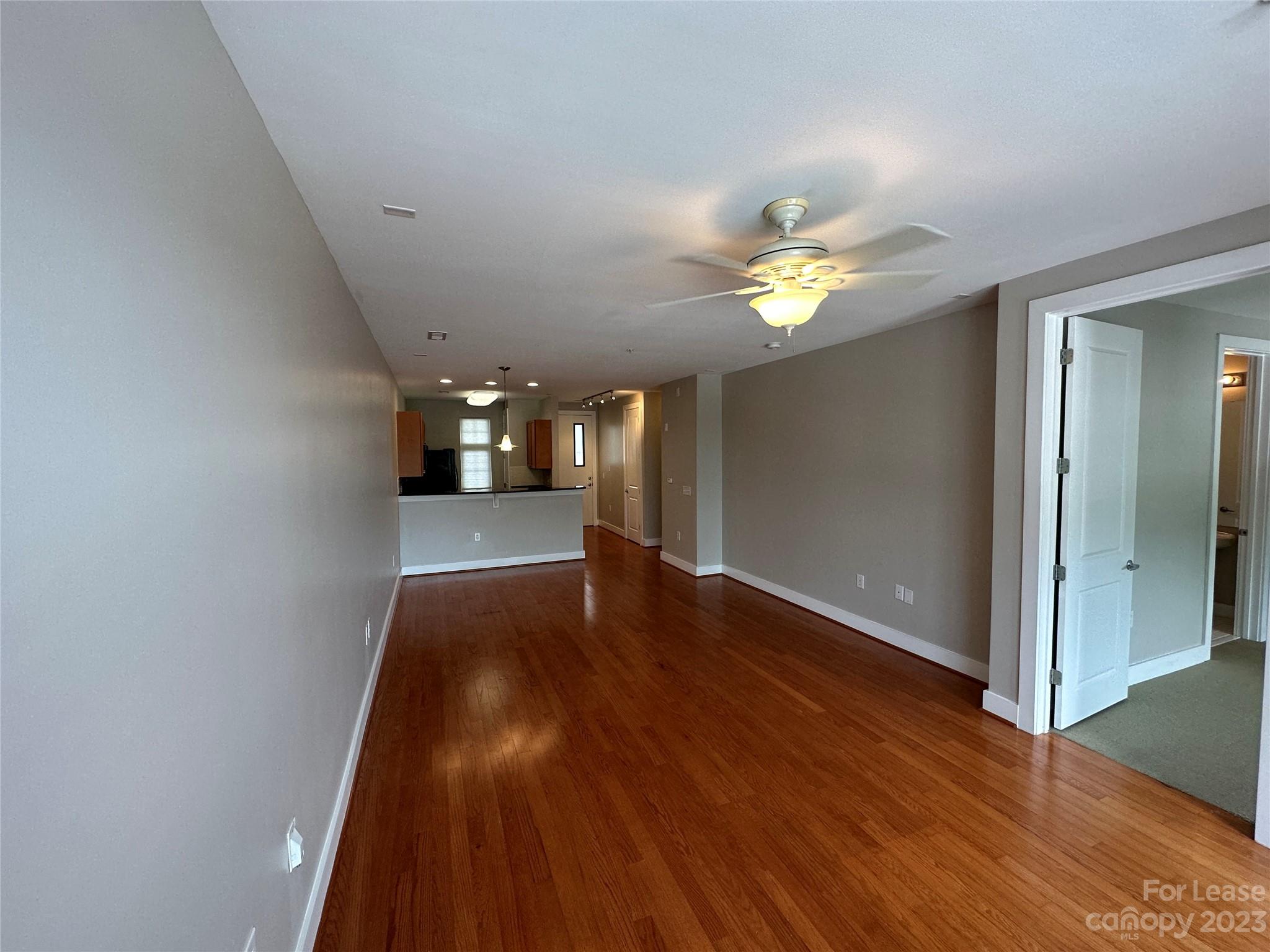 First Row Condominium - Residential Lease