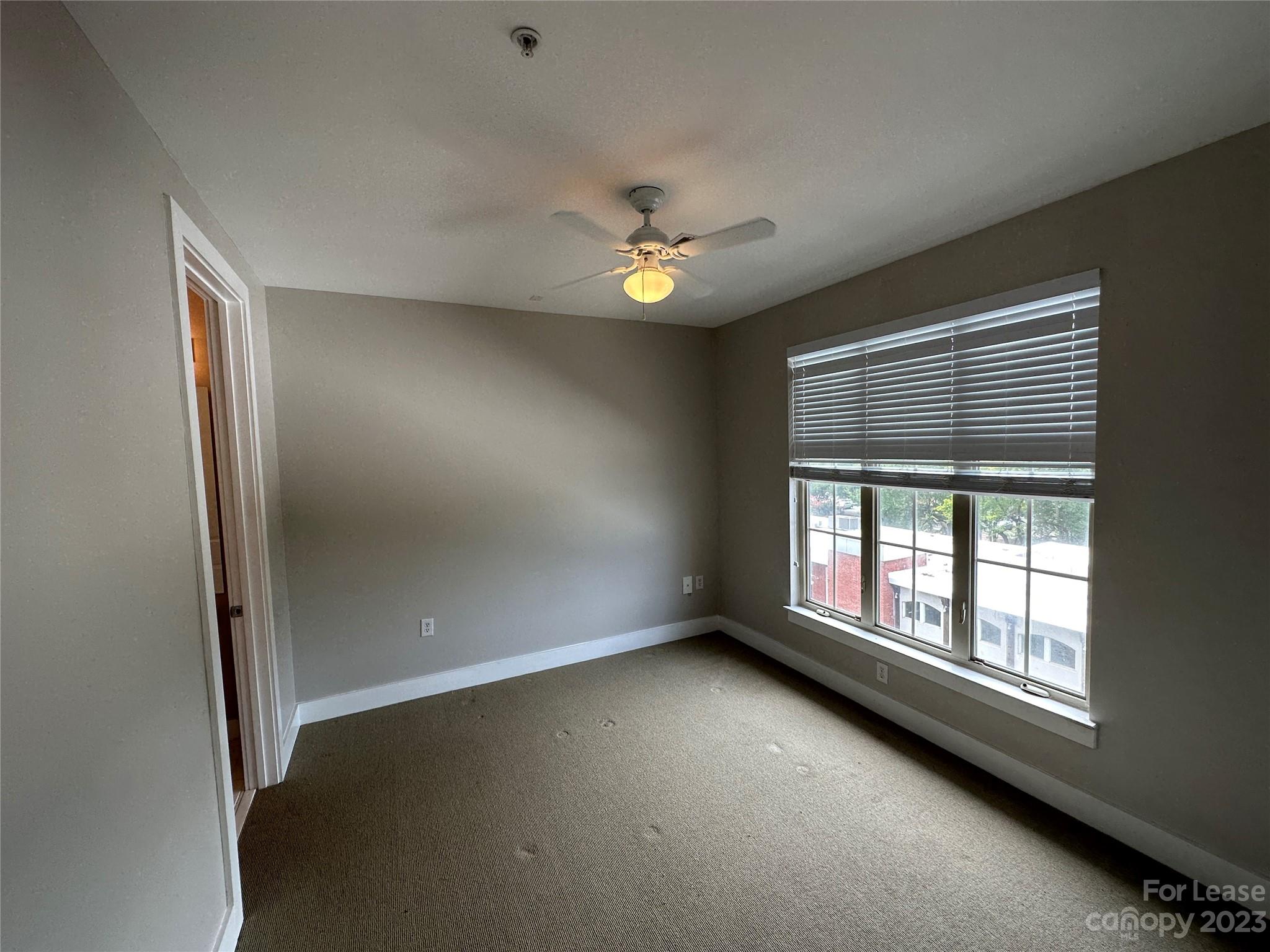 First Row Condominium - Residential Lease