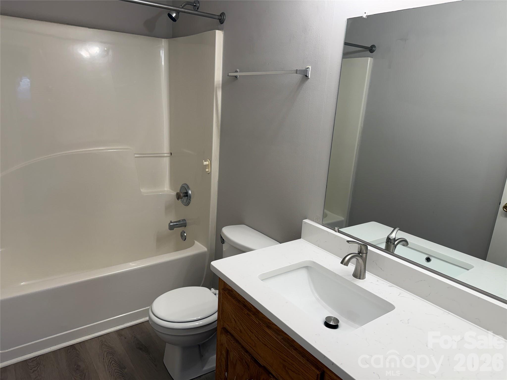 Adams Bluff - Residential