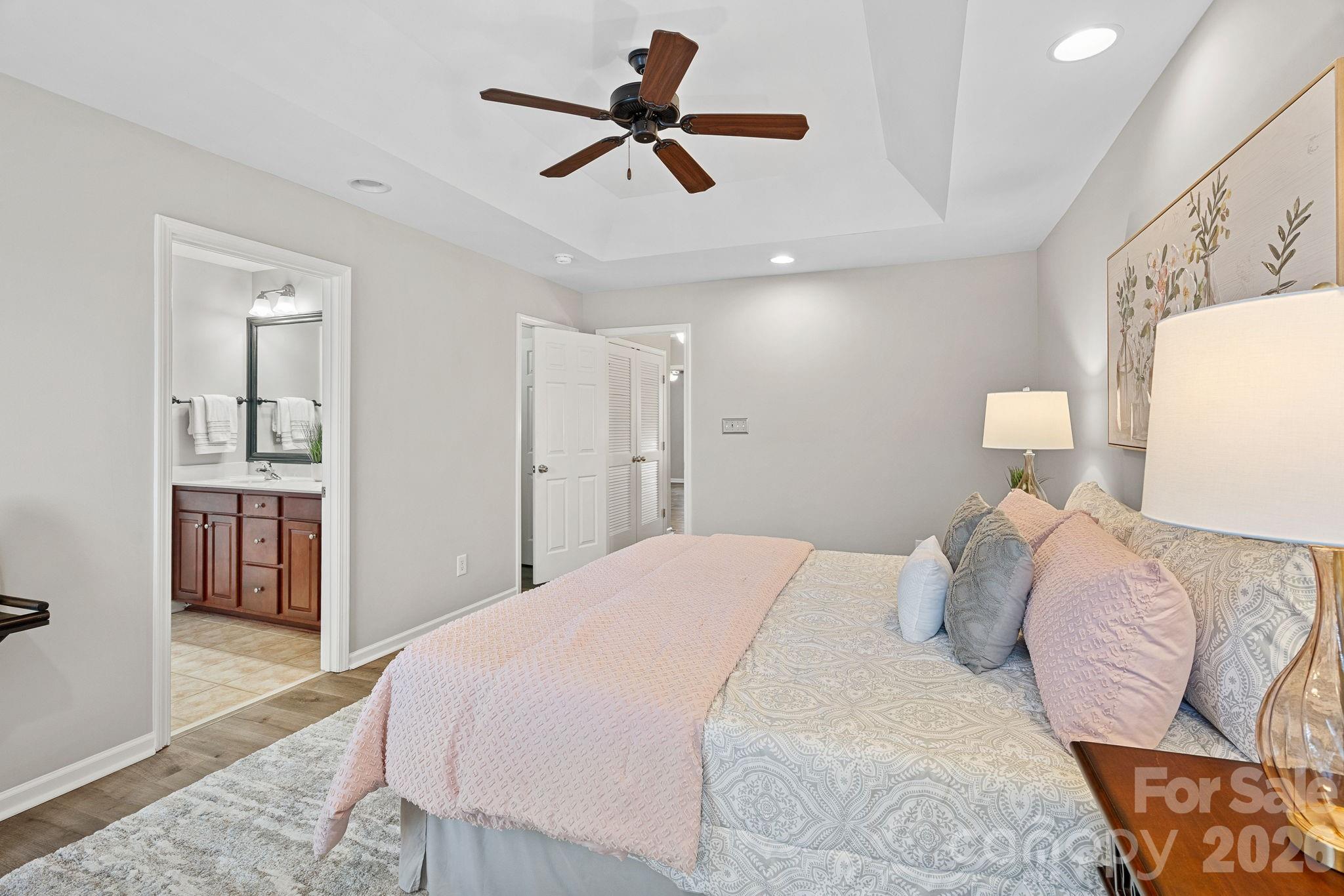 Lake Norman Cove at Jetton - Residential