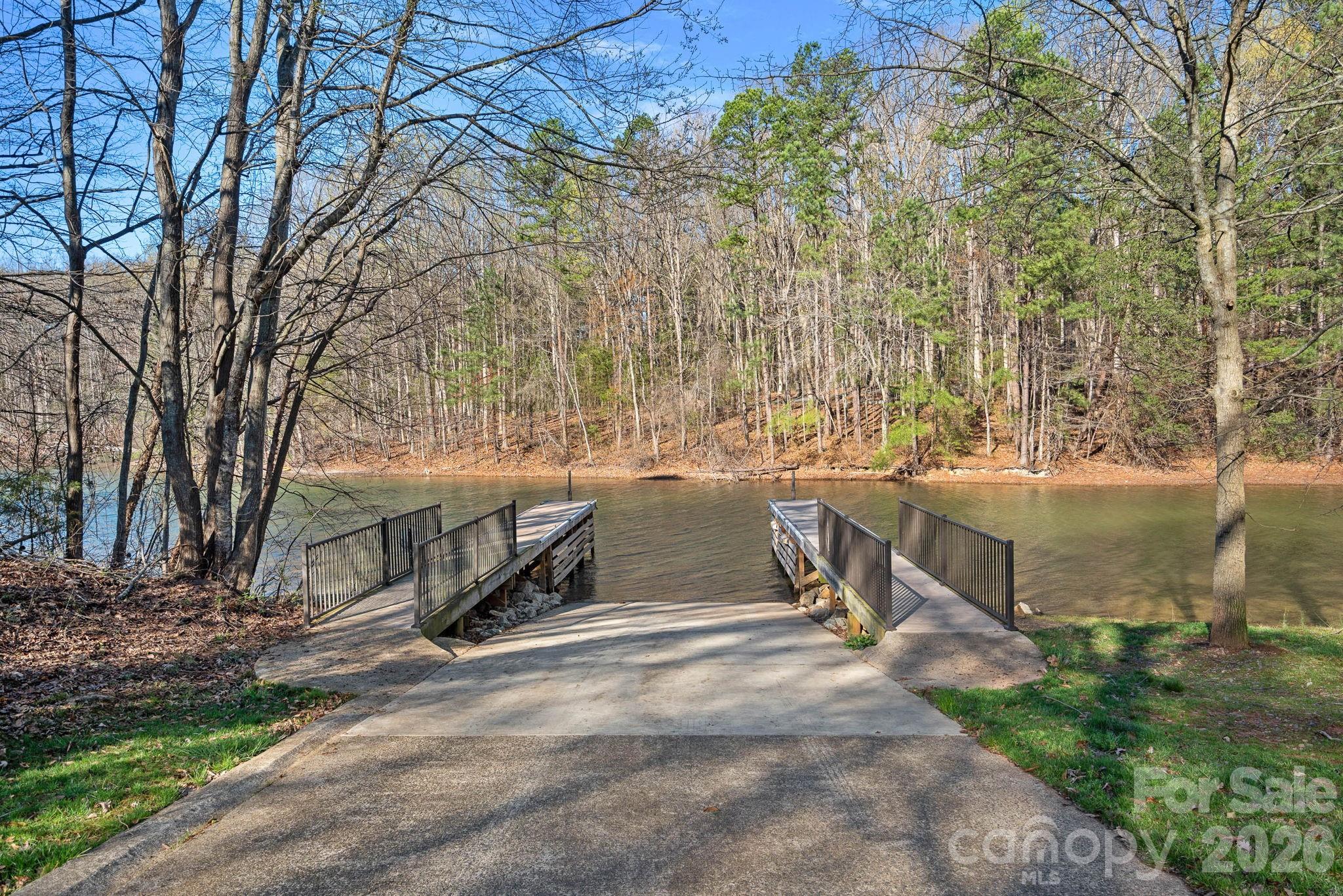 Lake Norman Cove at Jetton - Residential
