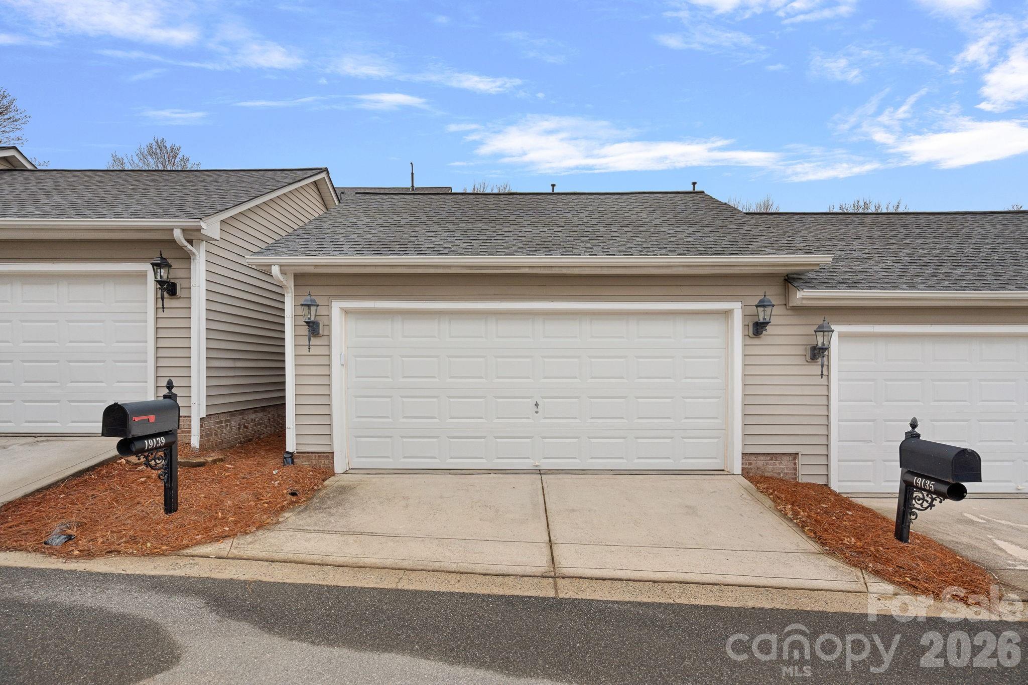 Lake Norman Cove at Jetton - Residential