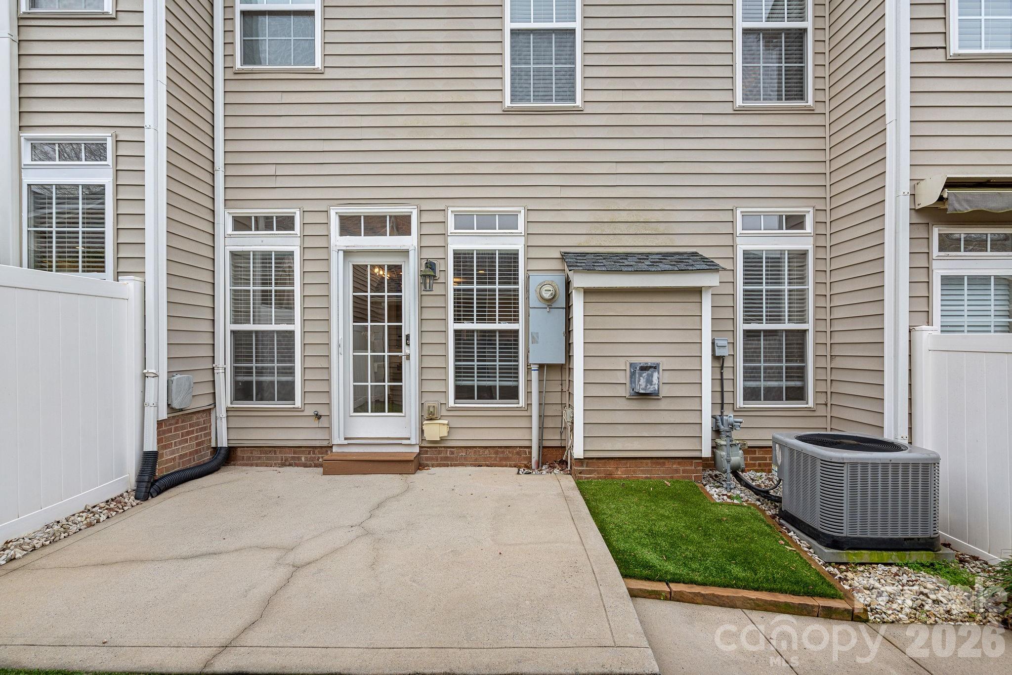 Lake Norman Cove at Jetton - Residential