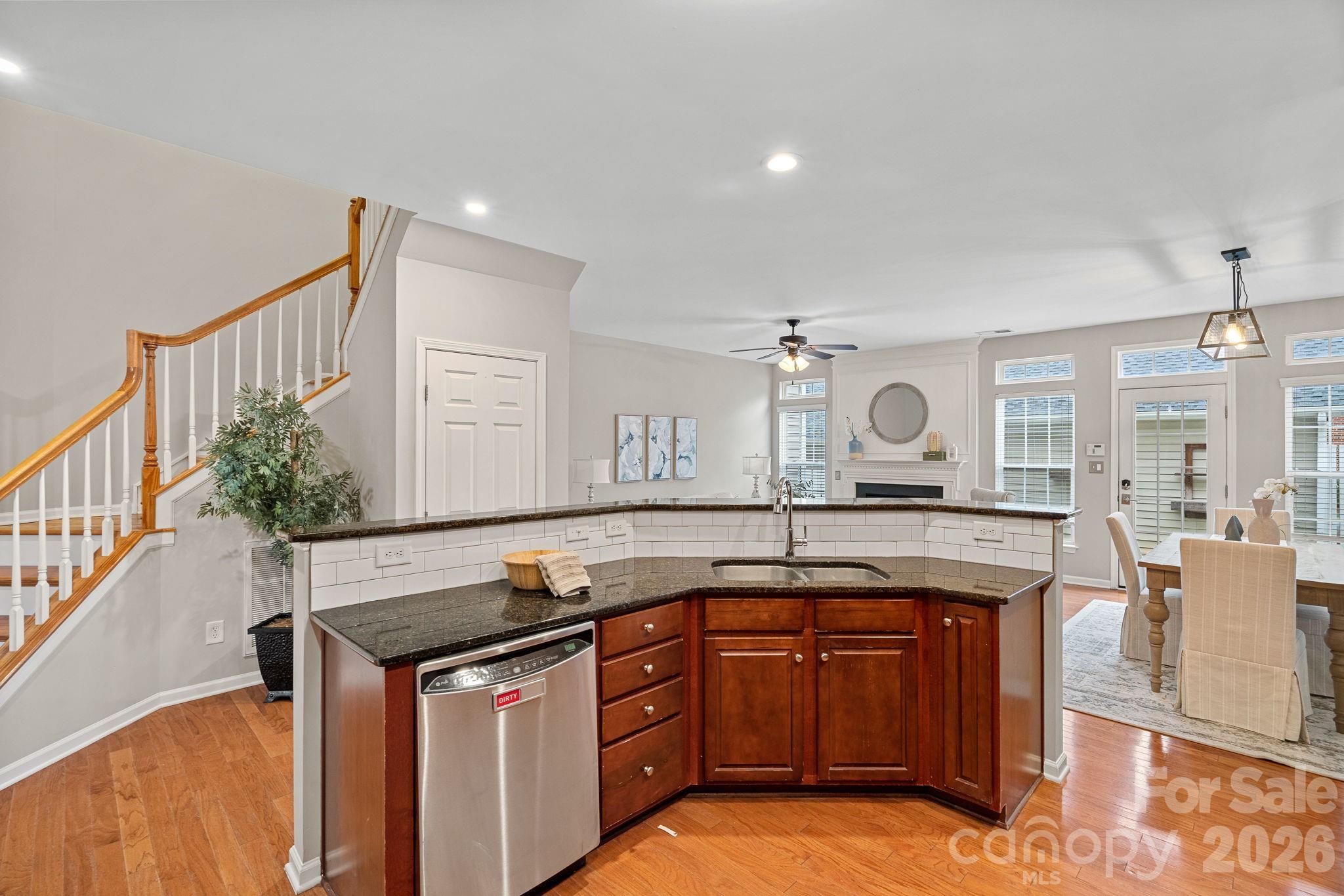 Lake Norman Cove at Jetton - Residential