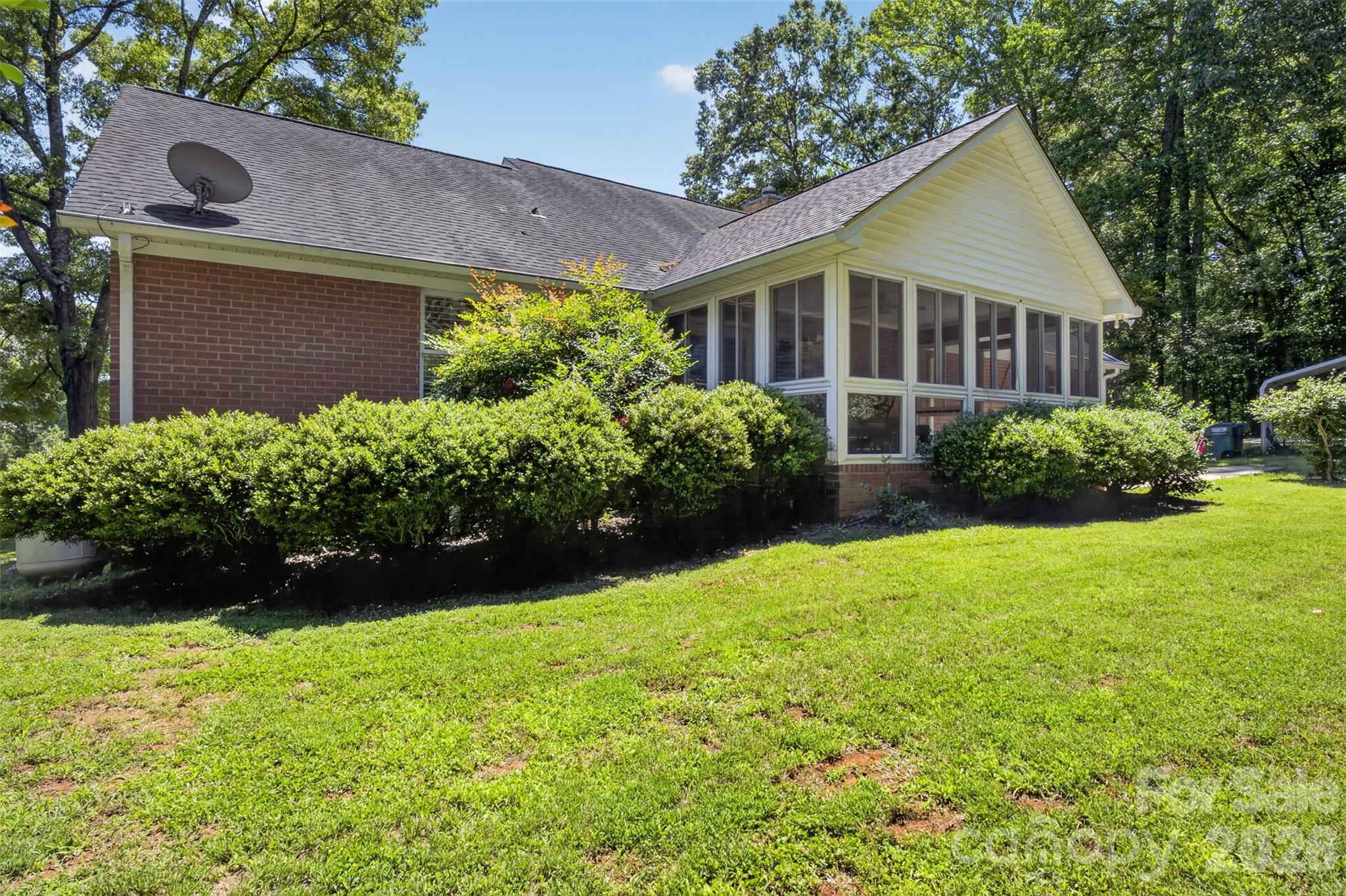8234 Dennis Road