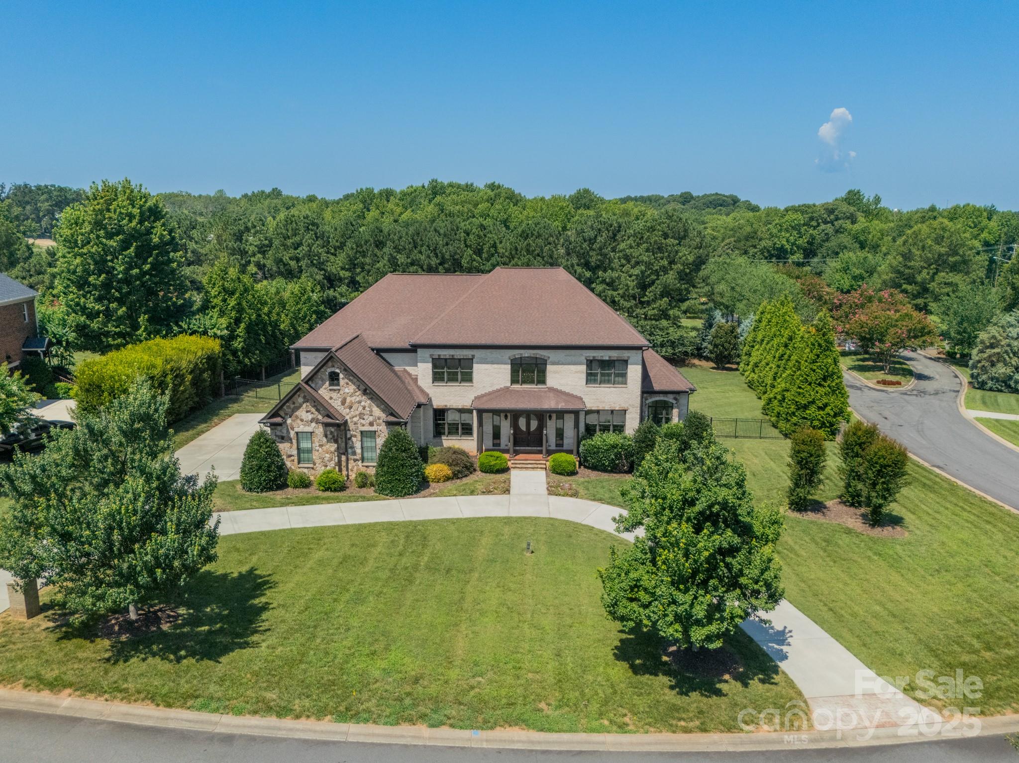 802 Capington Lane