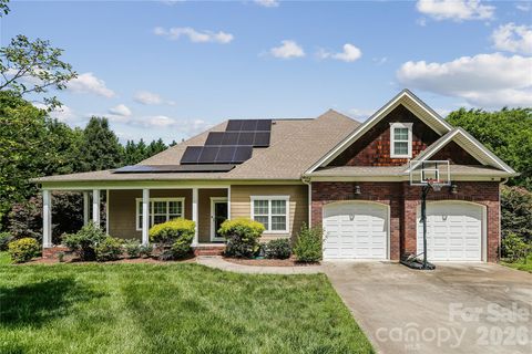 Photo of 10703 MIDDLE ACRES Road, Charlotte, NC 28213 (MLS # 4395769)