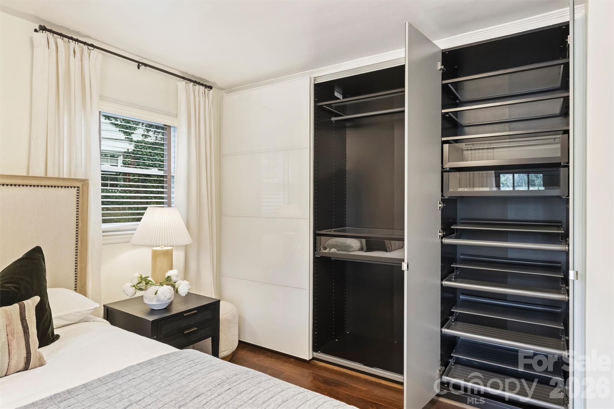 Country Club Heights - Residential