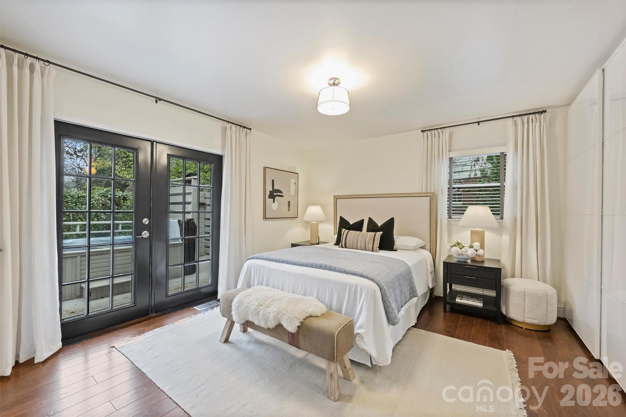 Country Club Heights - Residential