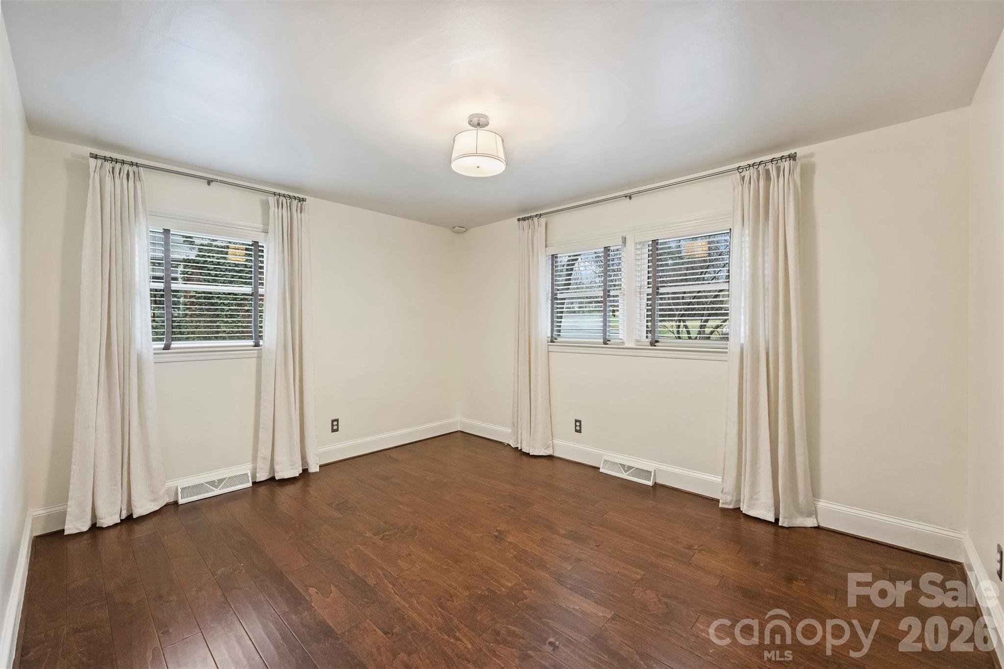 Country Club Heights - Residential