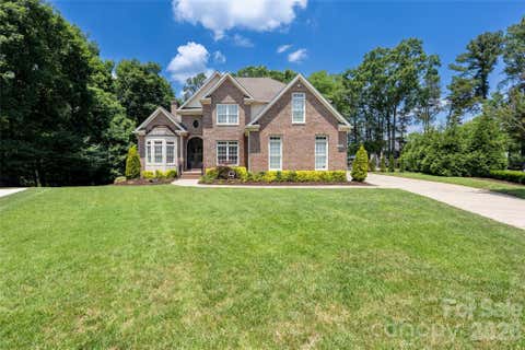 Photo of 5434 Stallworth Drive, Charlotte, NC 28226 (MLS # 4393867)