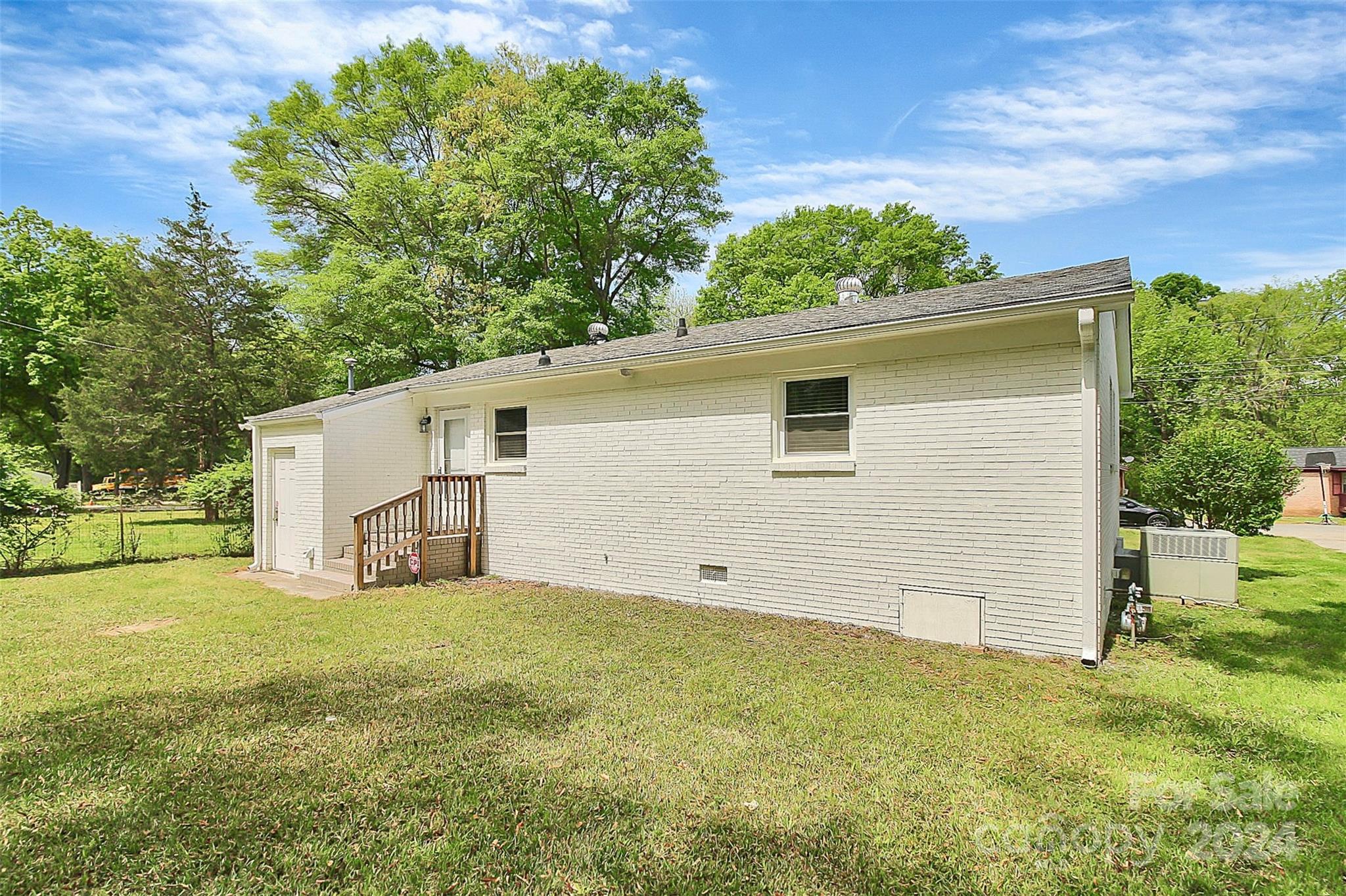 Carrol Place - Residential