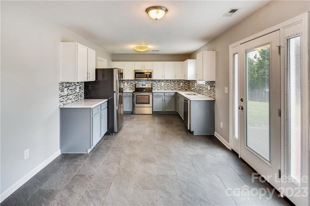 Cabarrus Crossing - Residential Lease