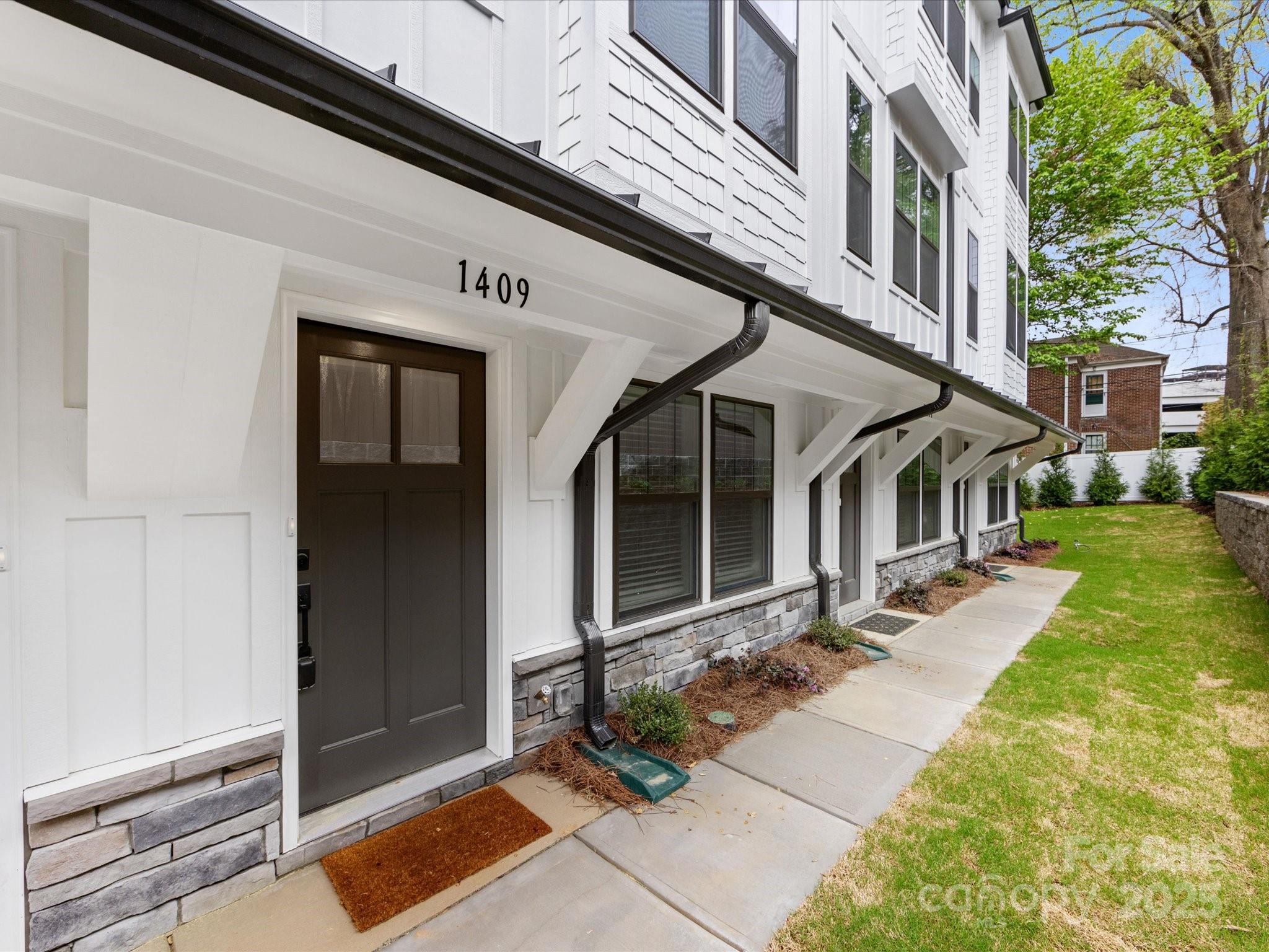 1409 Kenilworth Avenue