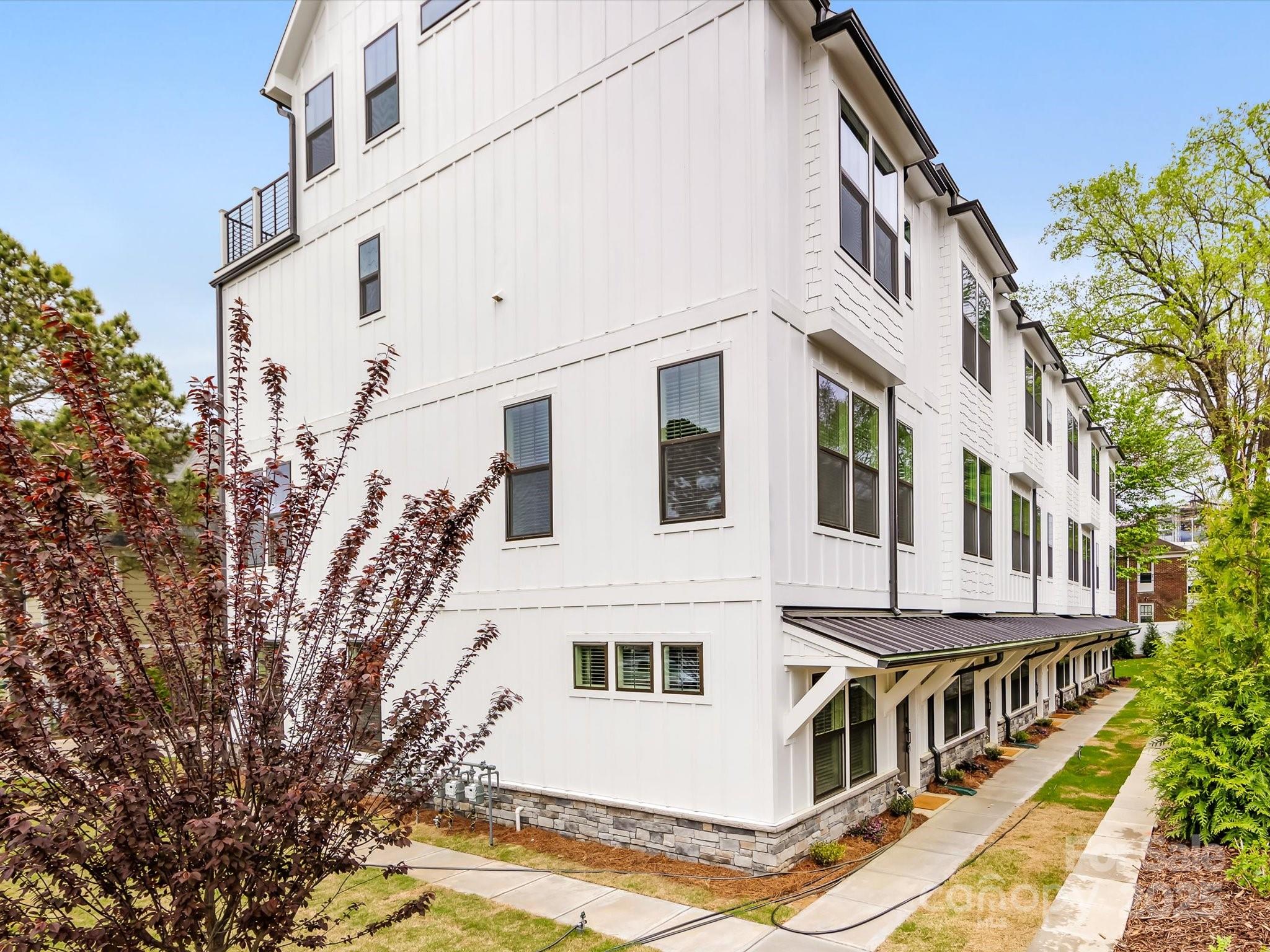 1409 Kenilworth Avenue