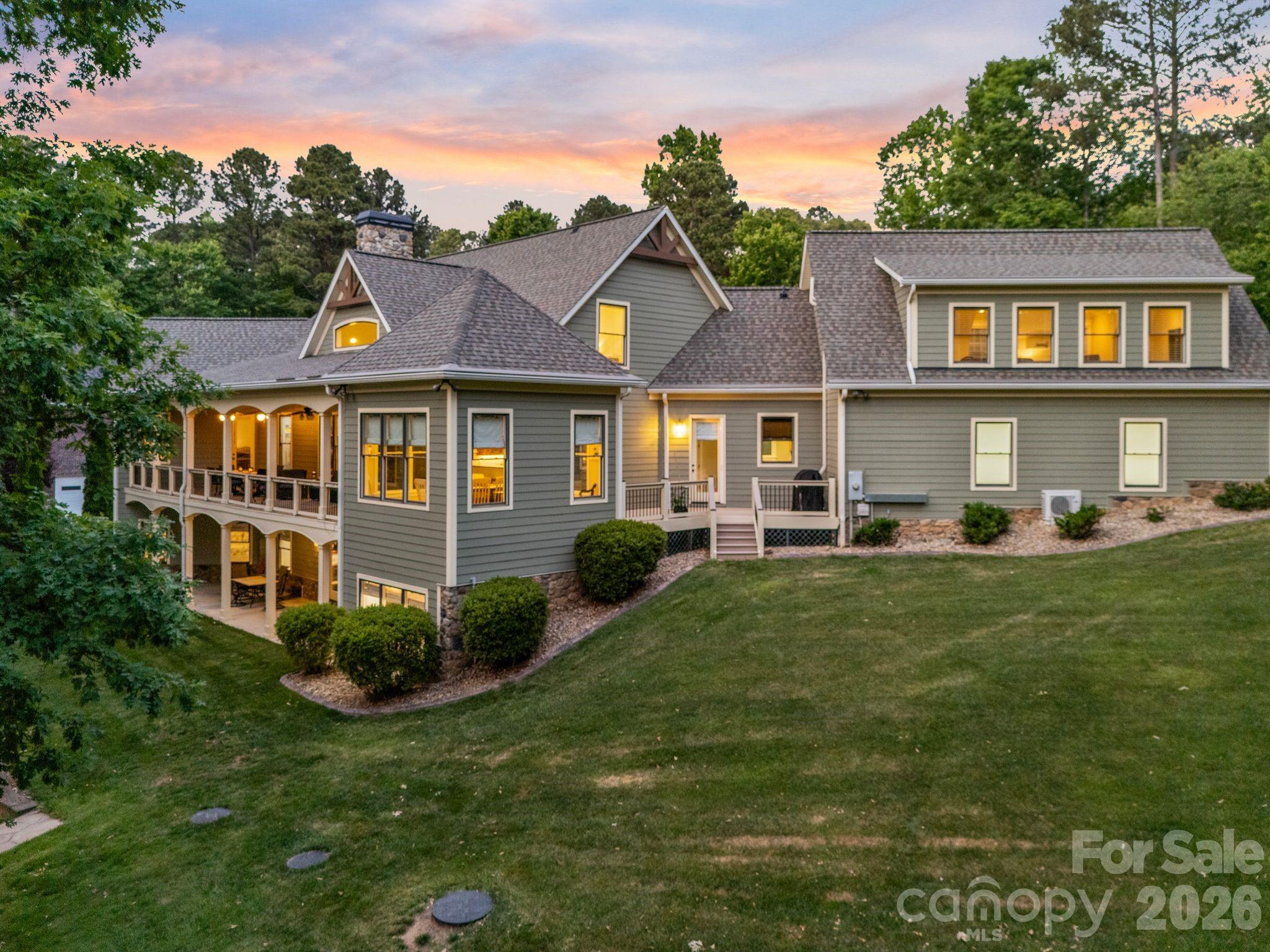 2243 Whiterock Court