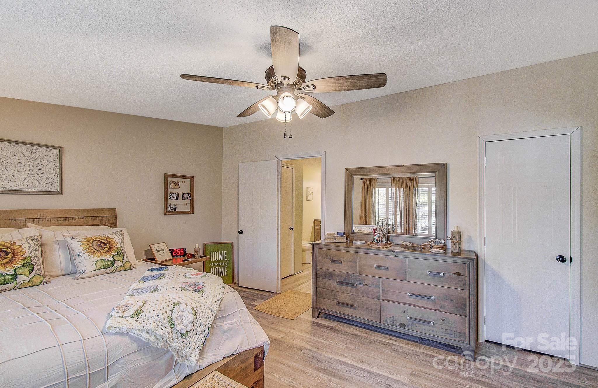 Northern View Acres - Residential