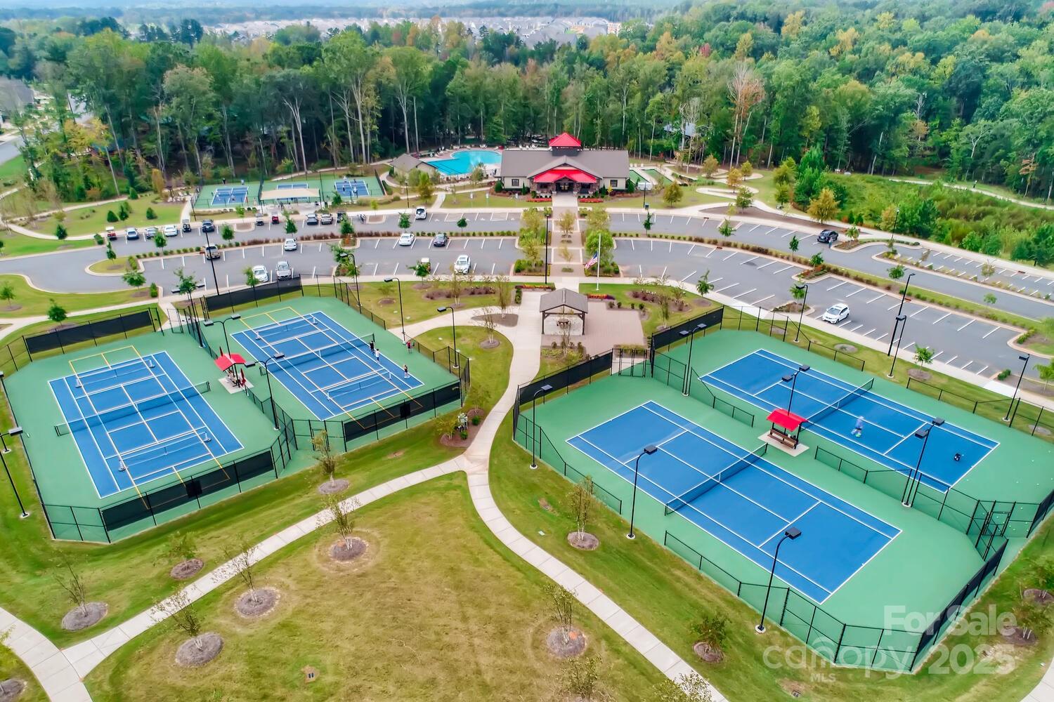 Tree Tops - Residential