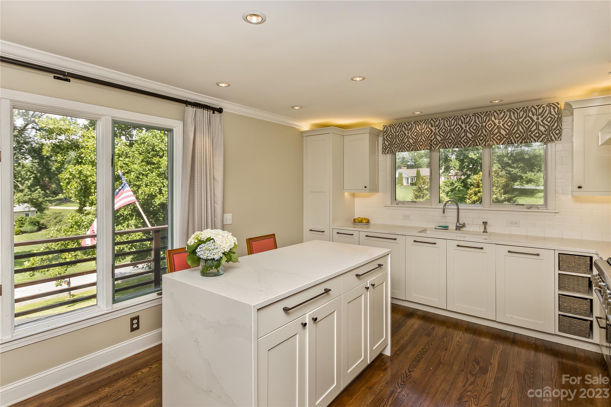 Hawthorn Hills - Residential