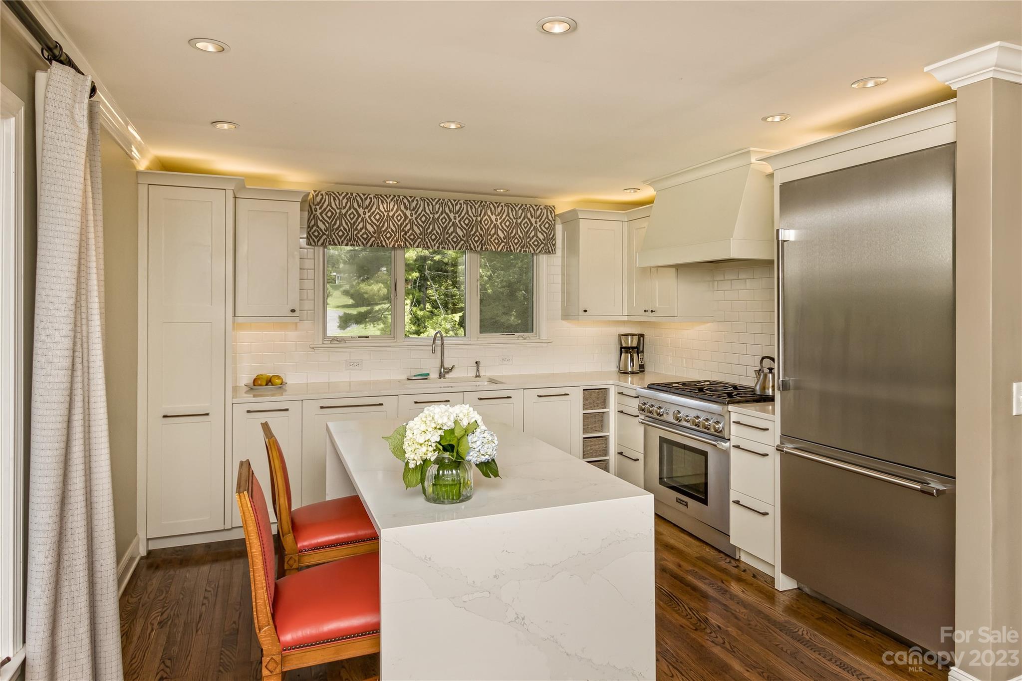 Hawthorn Hills - Residential