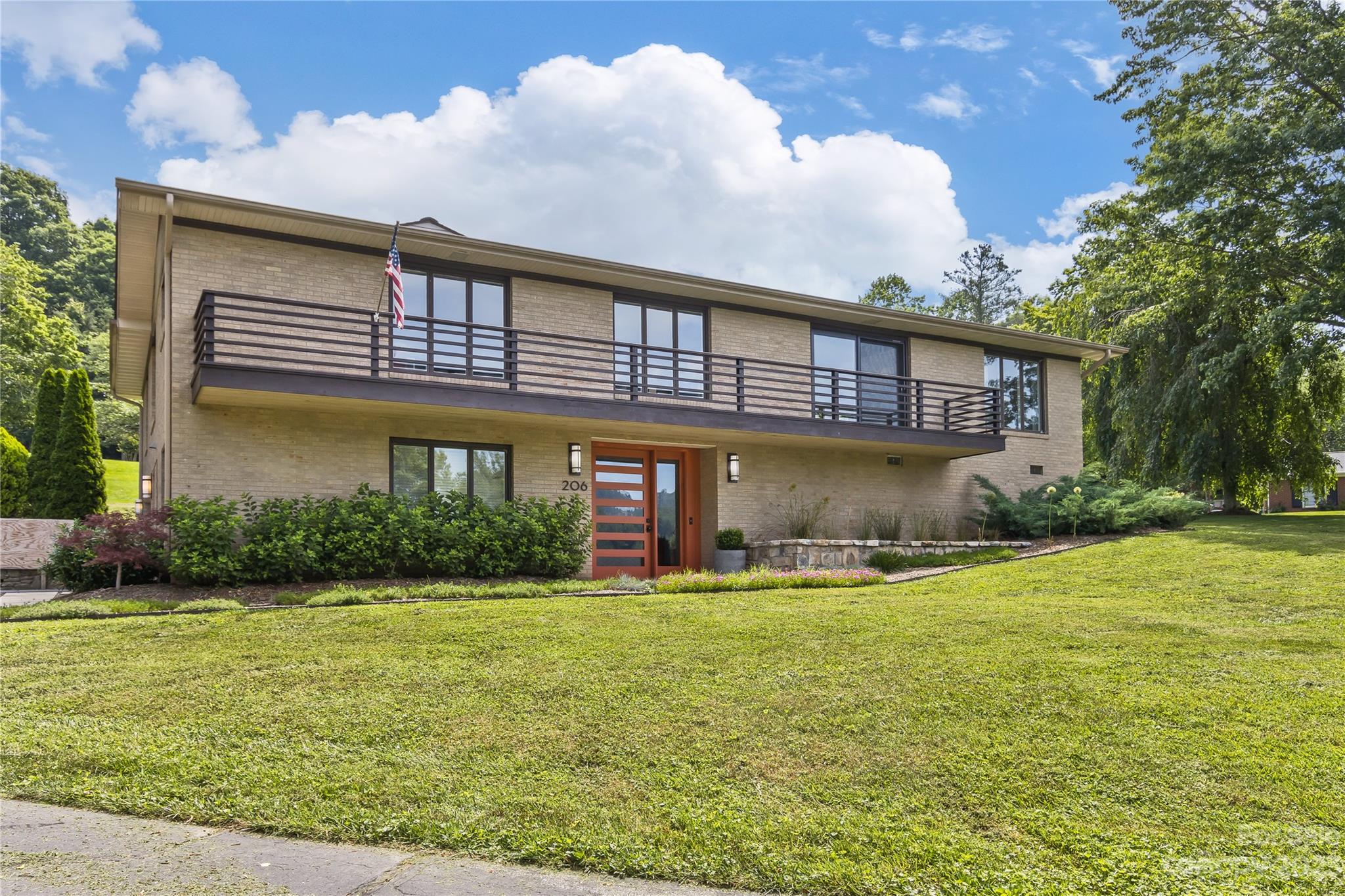 Hawthorn Hills - Residential