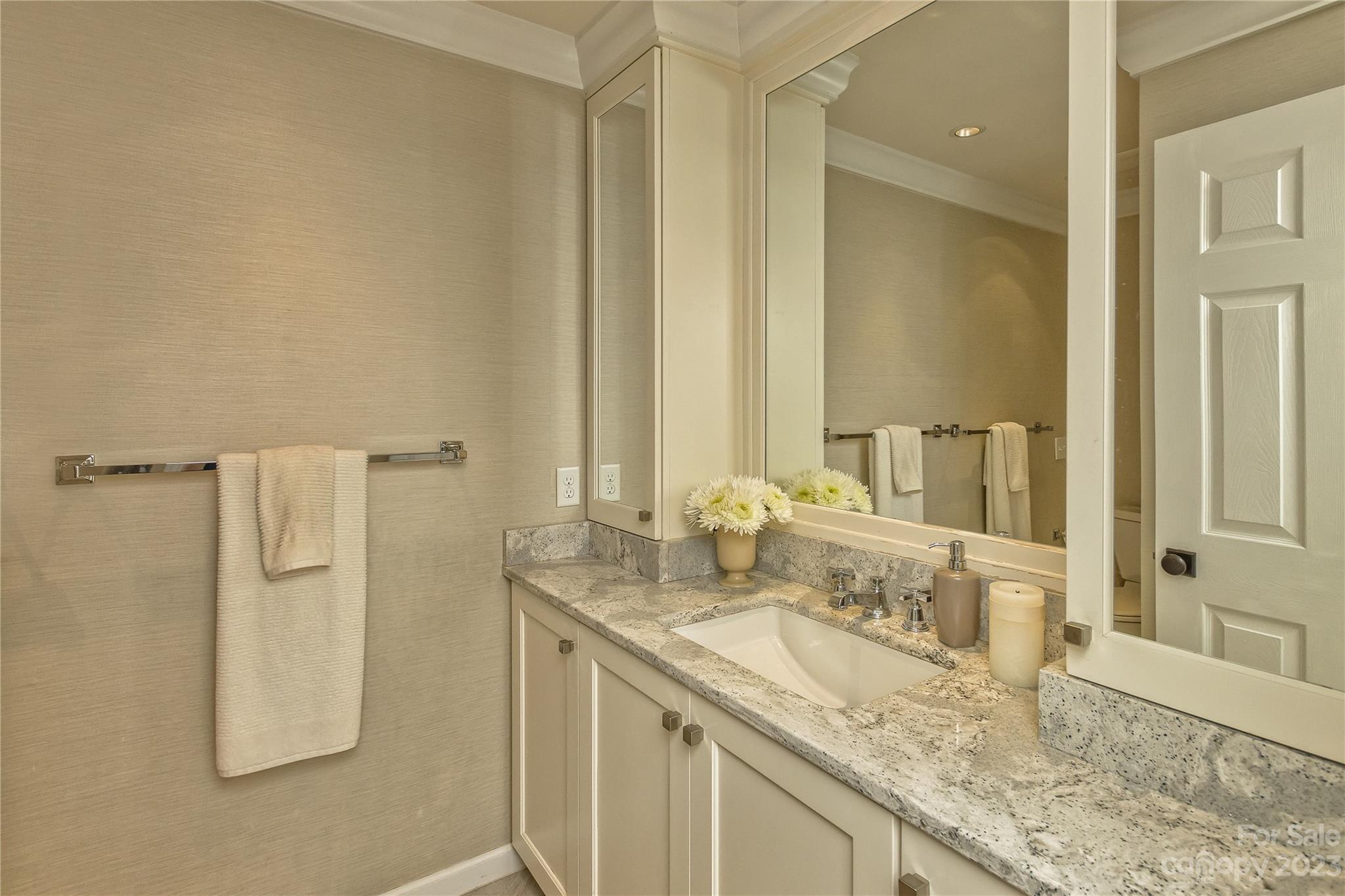 Hawthorn Hills - Residential