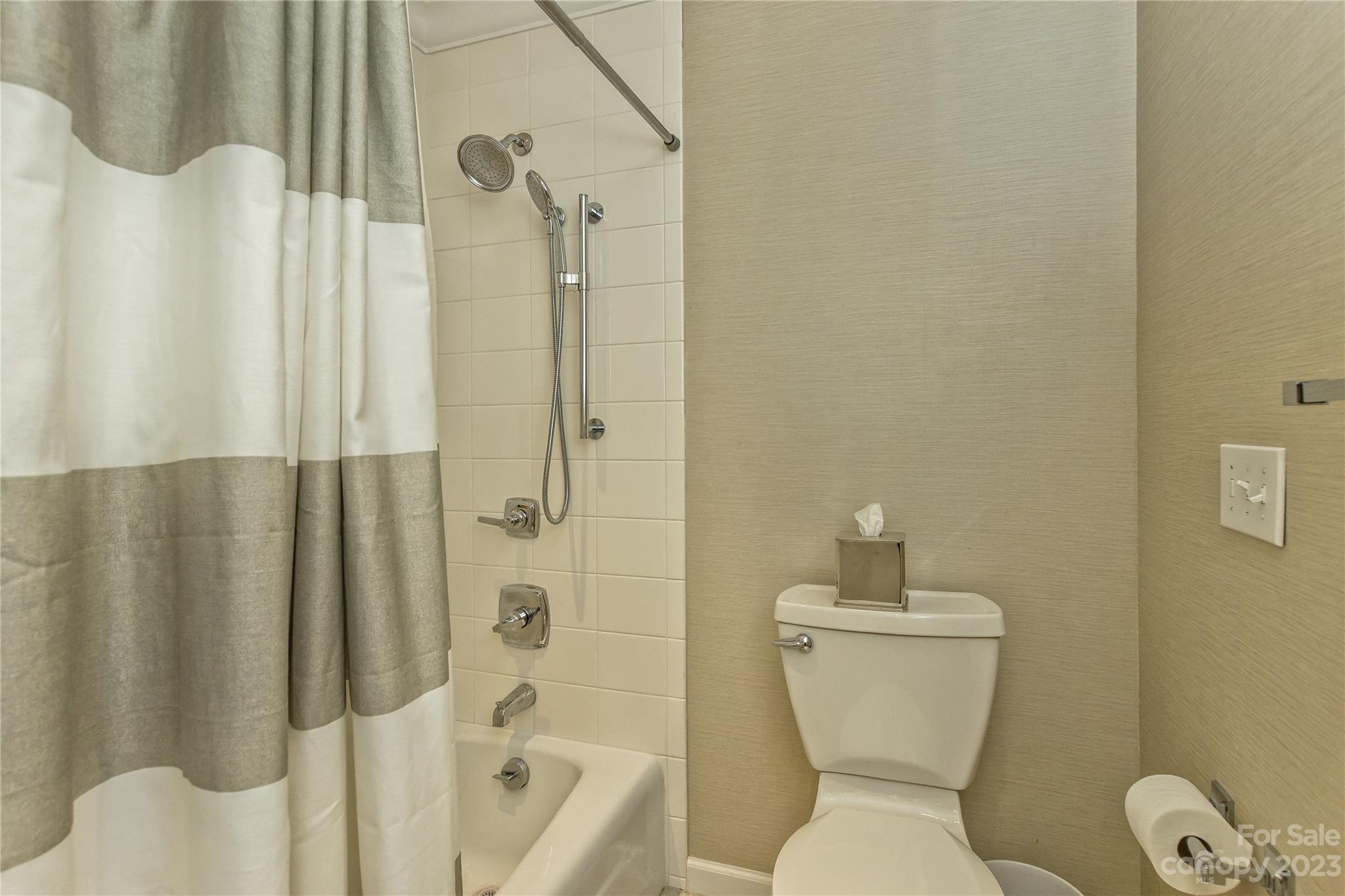 Hawthorn Hills - Residential