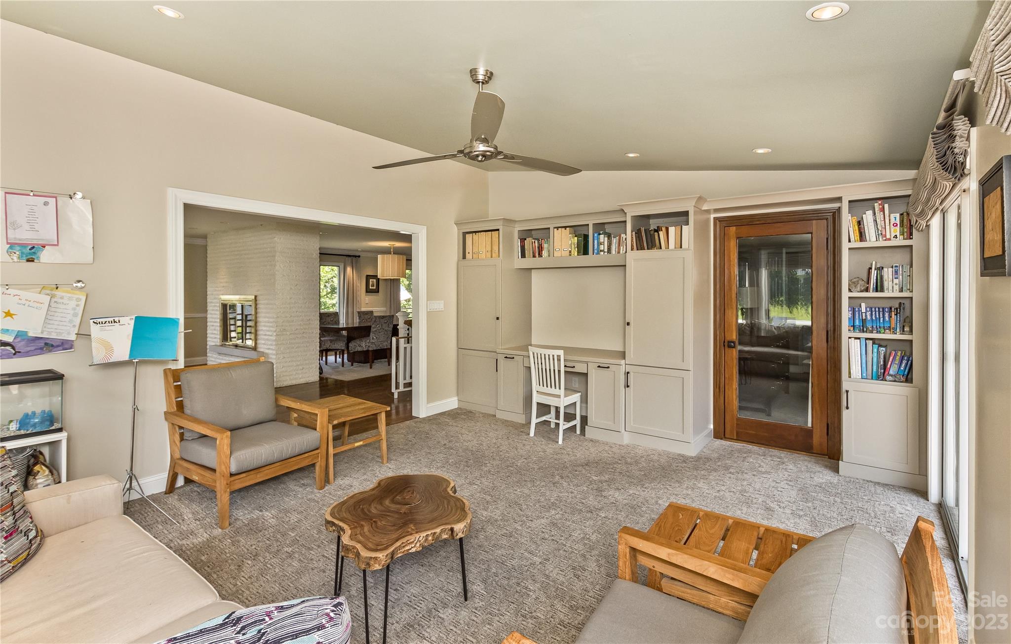 Hawthorn Hills - Residential