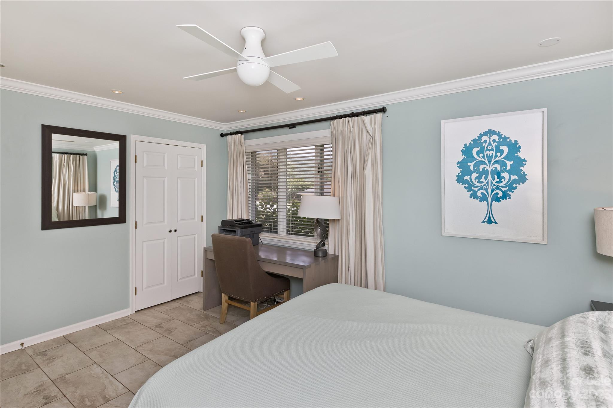 Hawthorn Hills - Residential