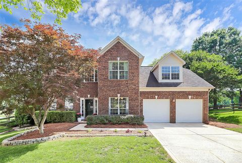 9157 Snow Hill Court Charlotte NC 28269