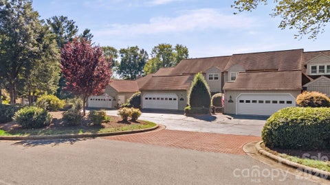 Photo of 122 Warwicke Place, Advance, NC 27006 (MLS # 4433116)