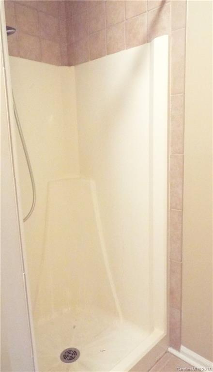 CANDLEWOOD SQUARE - Residential