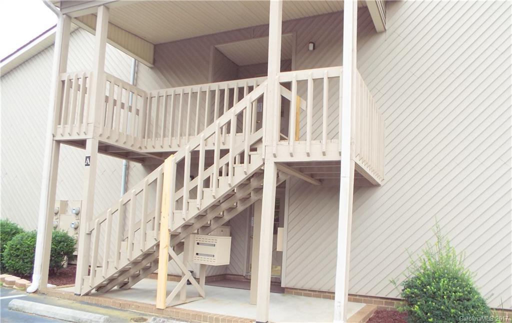 CANDLEWOOD SQUARE - Residential