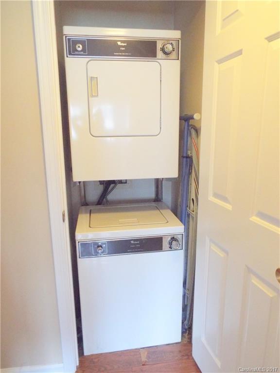 CANDLEWOOD SQUARE - Residential