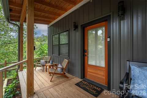Photo of 25 Nelon Road, Asheville, NC 28804 (MLS # 4254844)