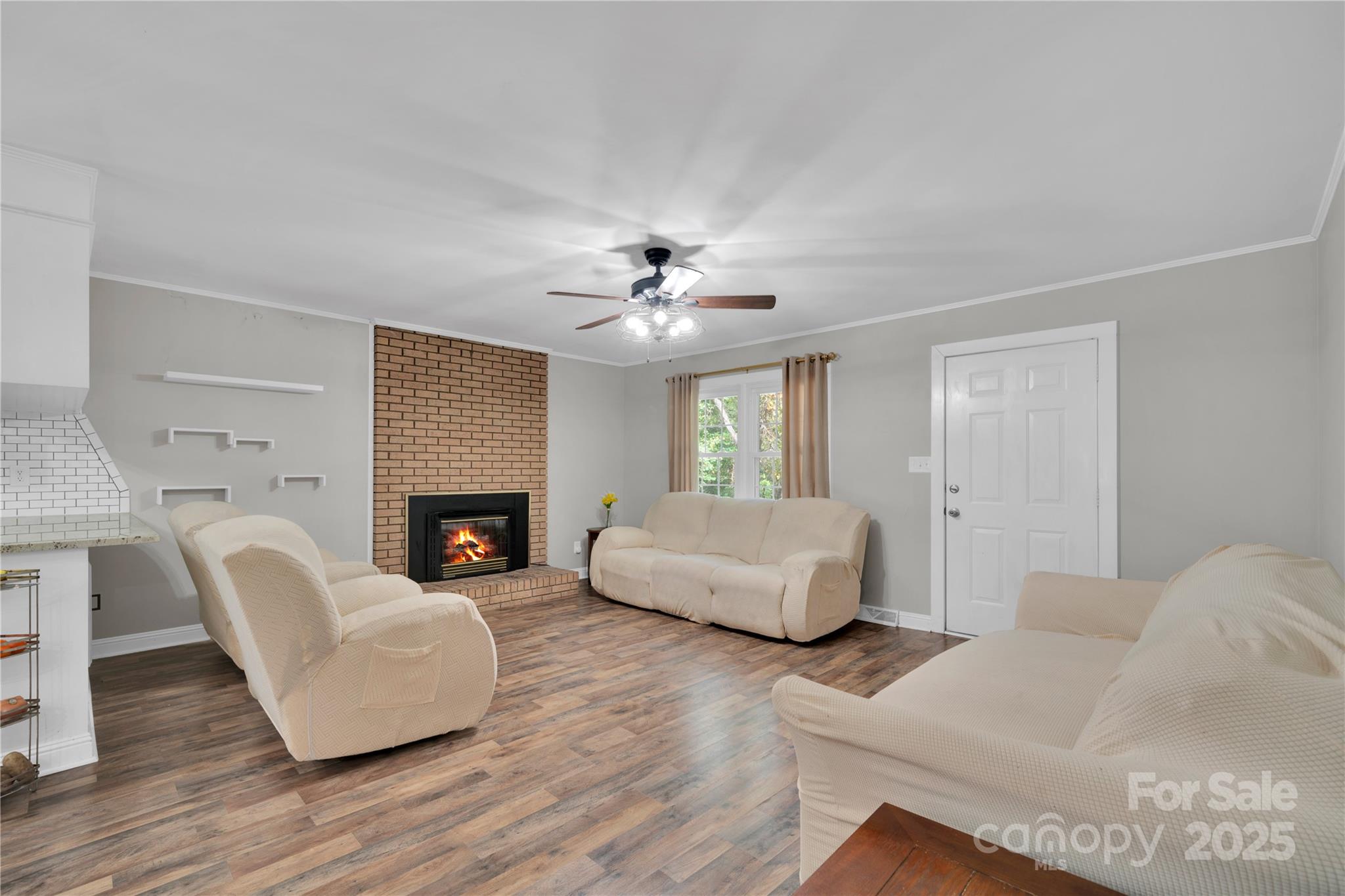 4612 Huggins Road