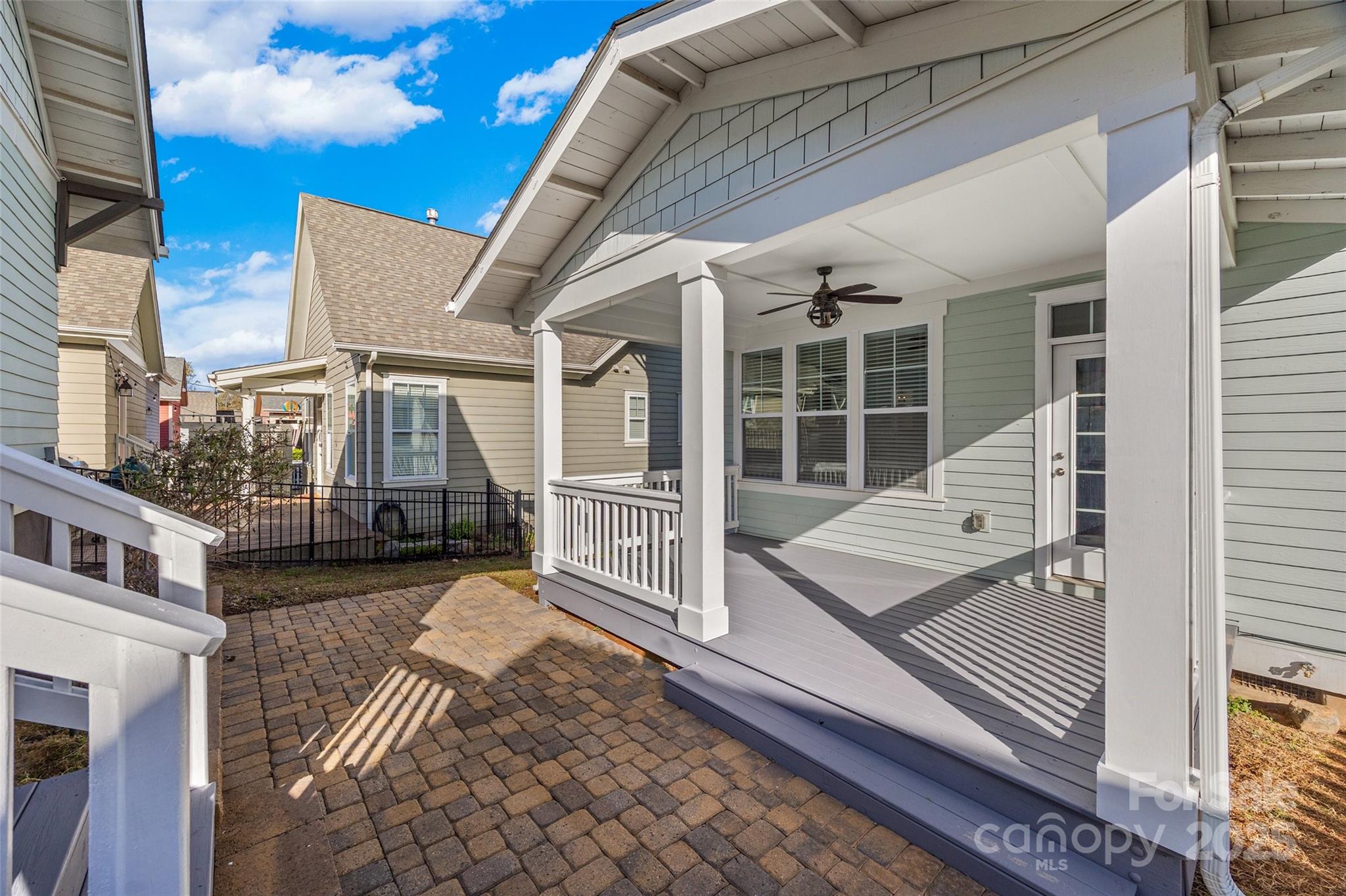 Riverwalk - Residential