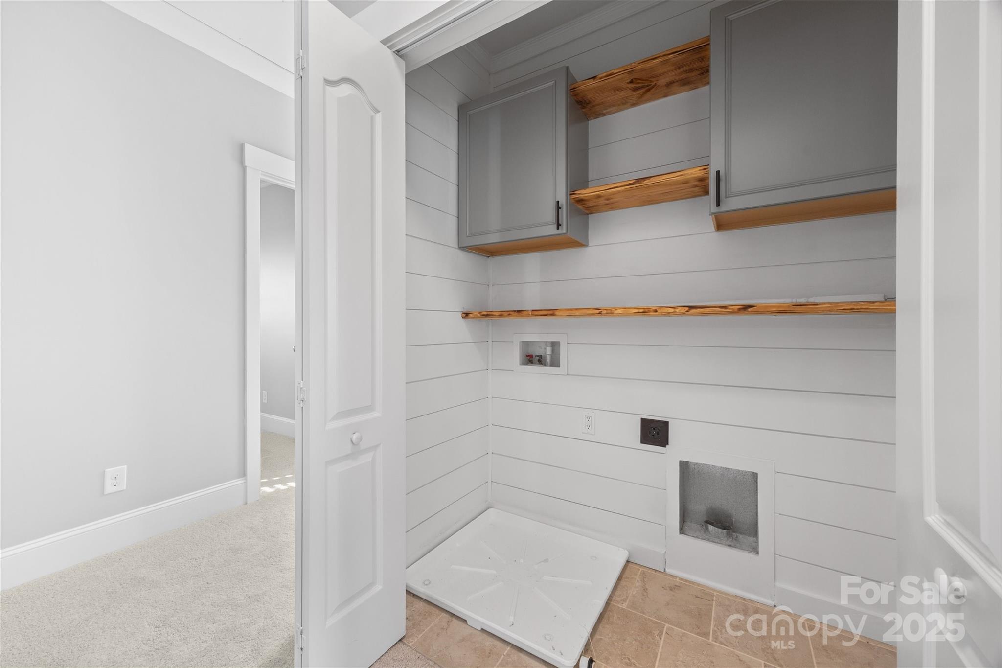 Riverwalk - Residential