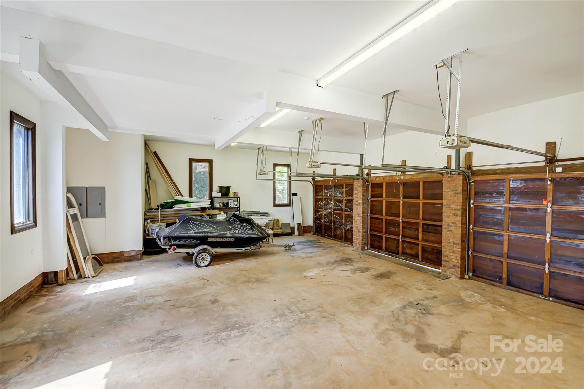 Pine Knoll - Residential