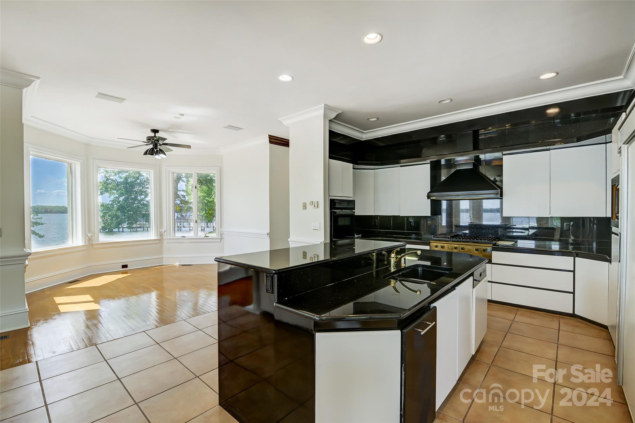 Pine Knoll - Residential