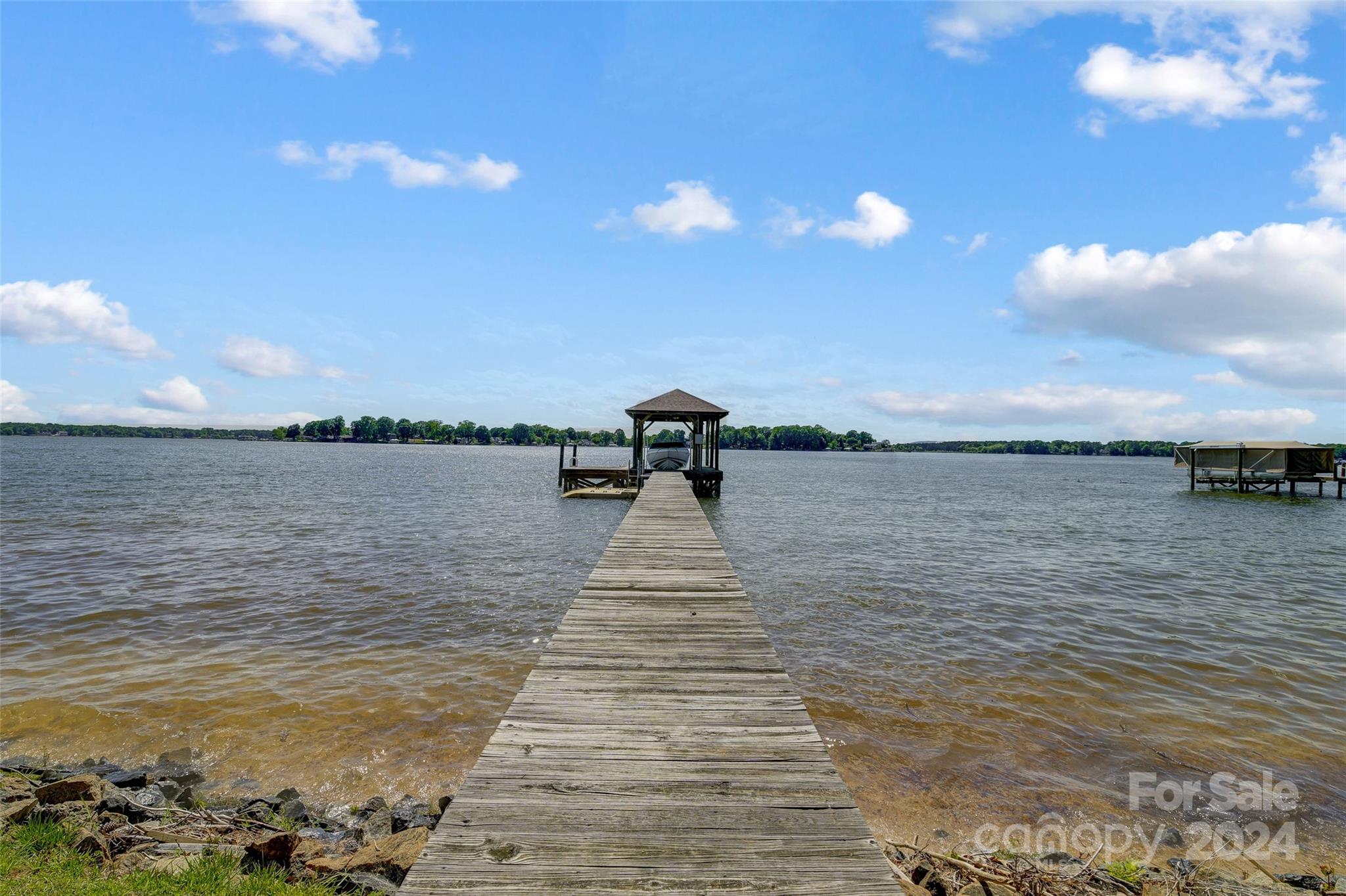 Pine Knoll - Residential