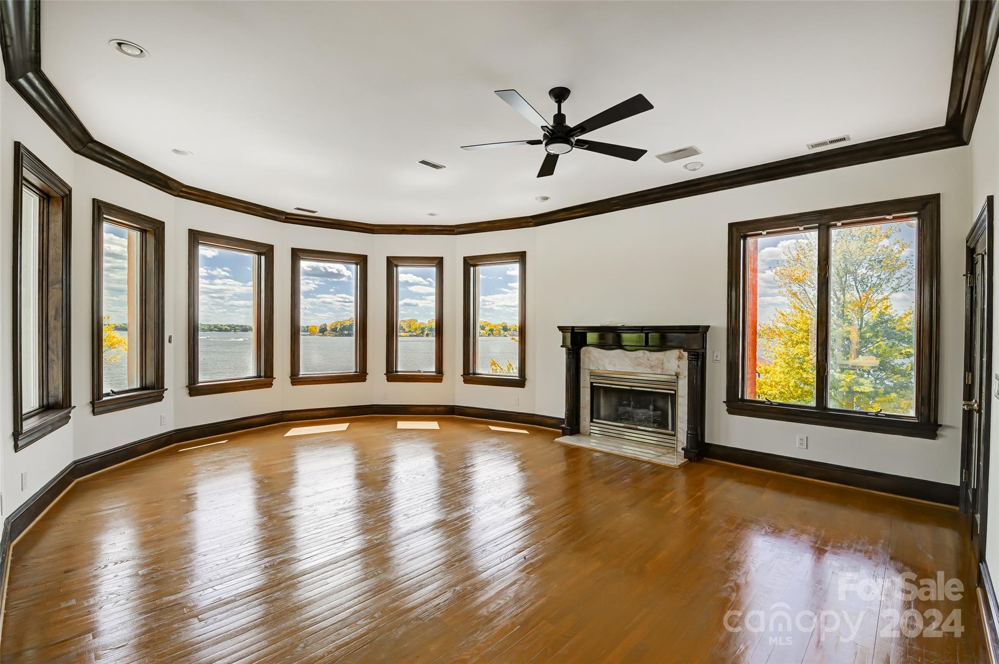 Pine Knoll - Residential