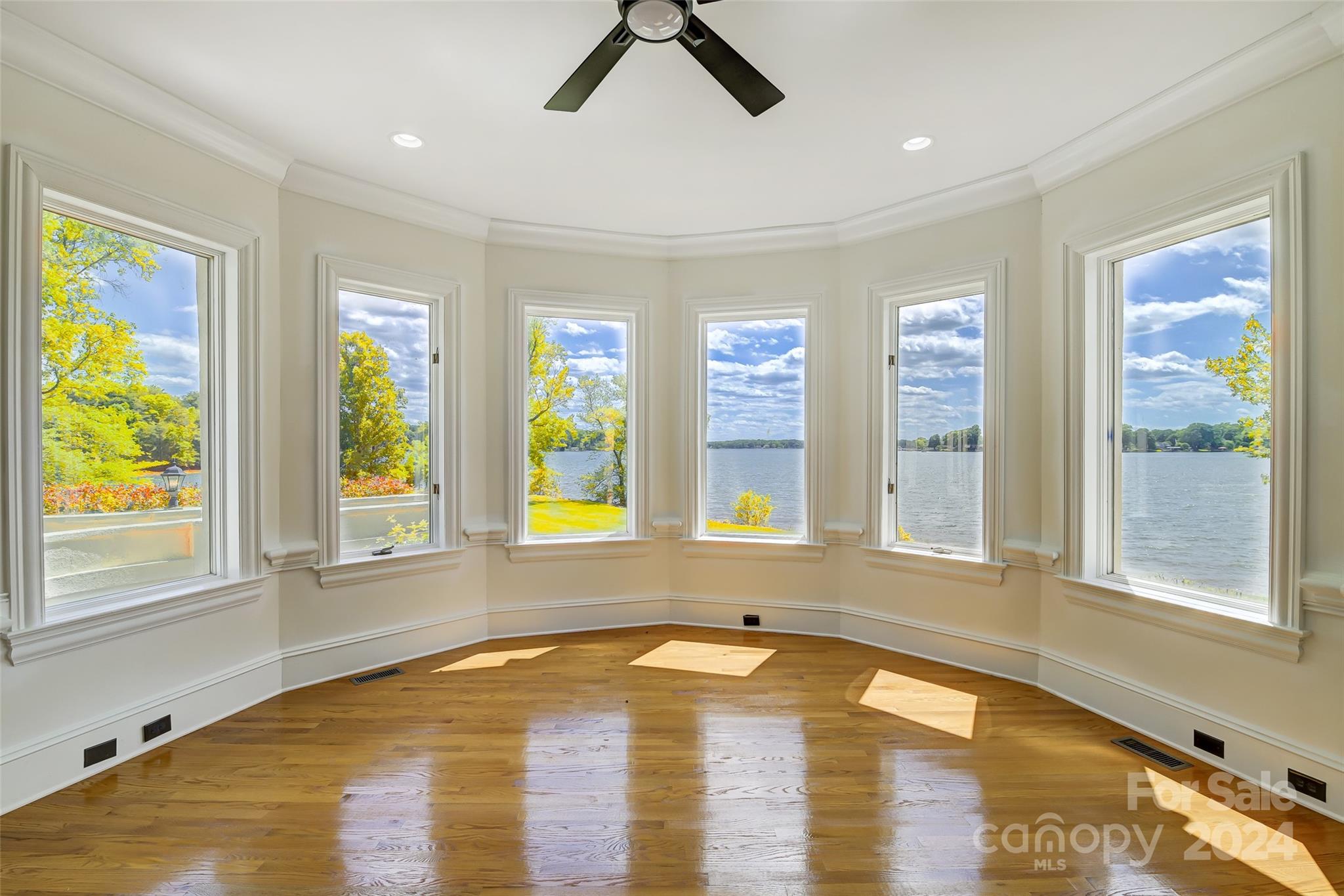 Pine Knoll - Residential