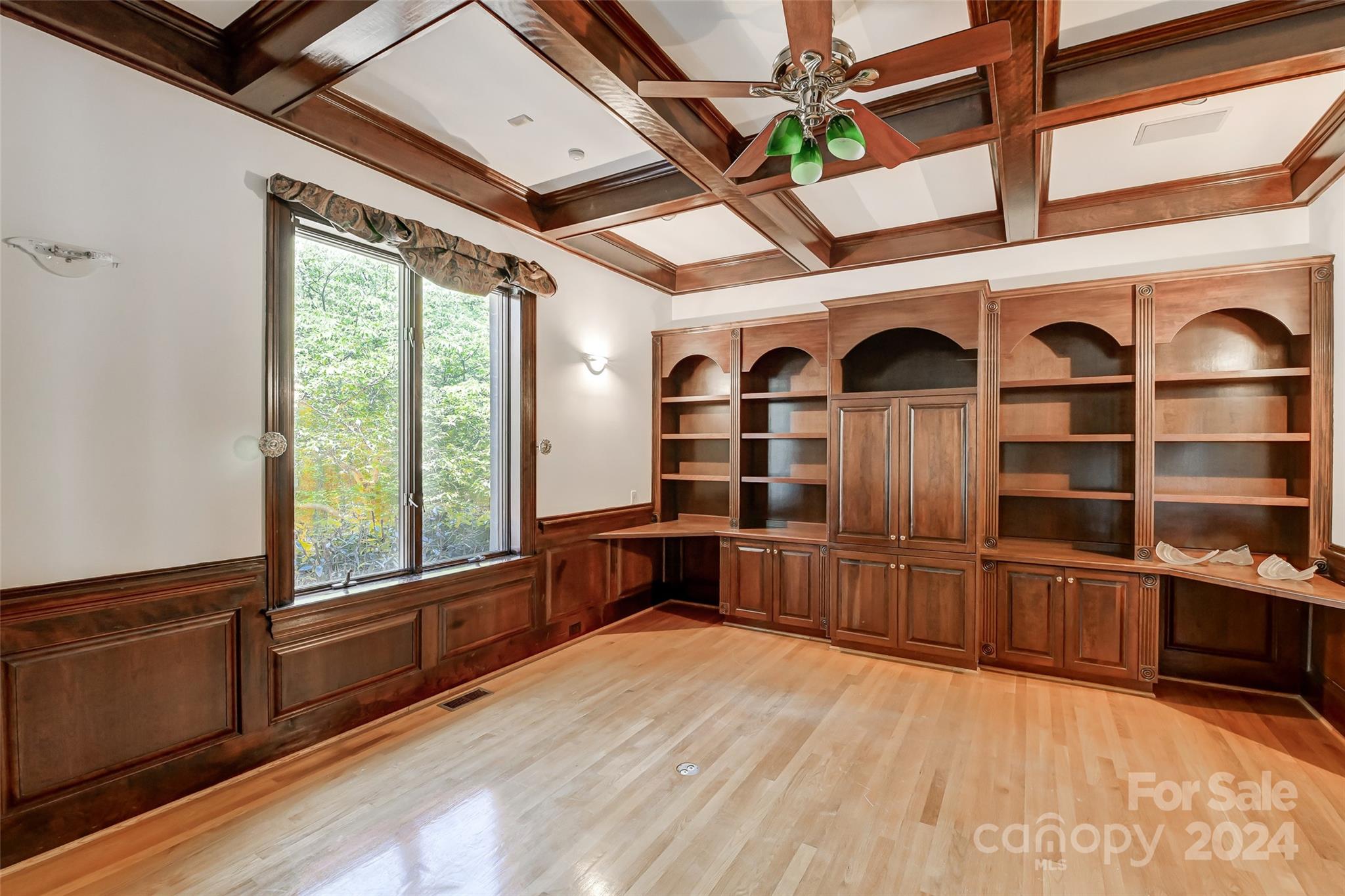 Pine Knoll - Residential