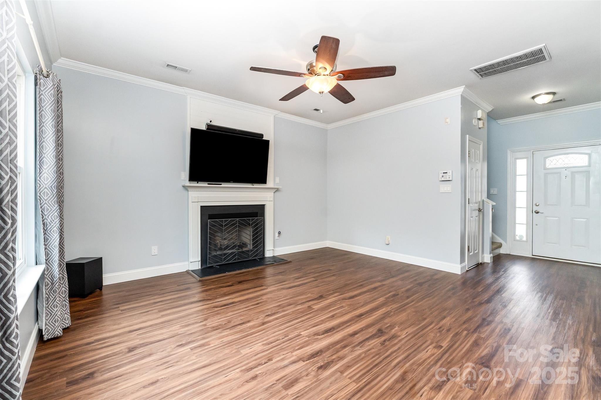 Oakstone - Residential